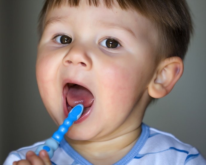 image of baby teeth care